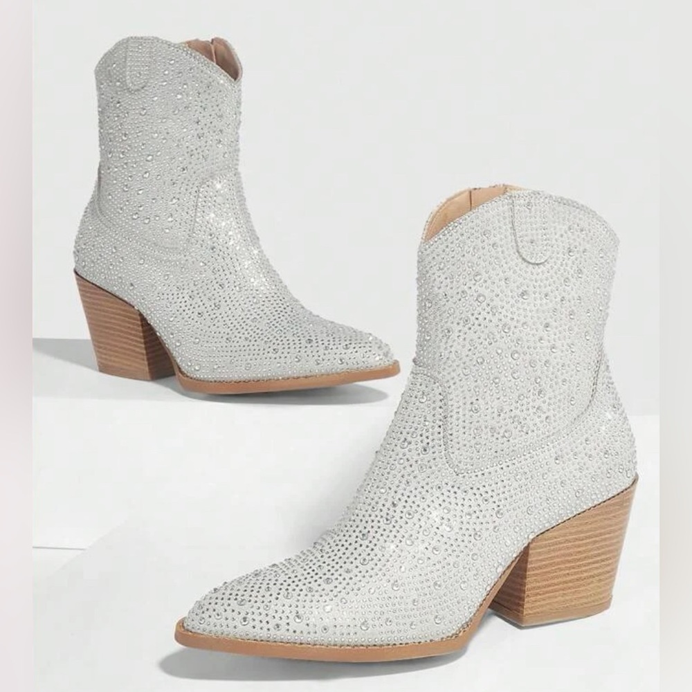 Rhinestone Decor Chunky Heeled Western Boots size 6